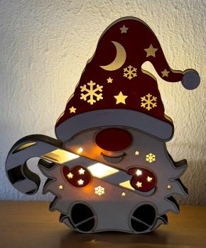 Weihnachtswichtel aus Holz